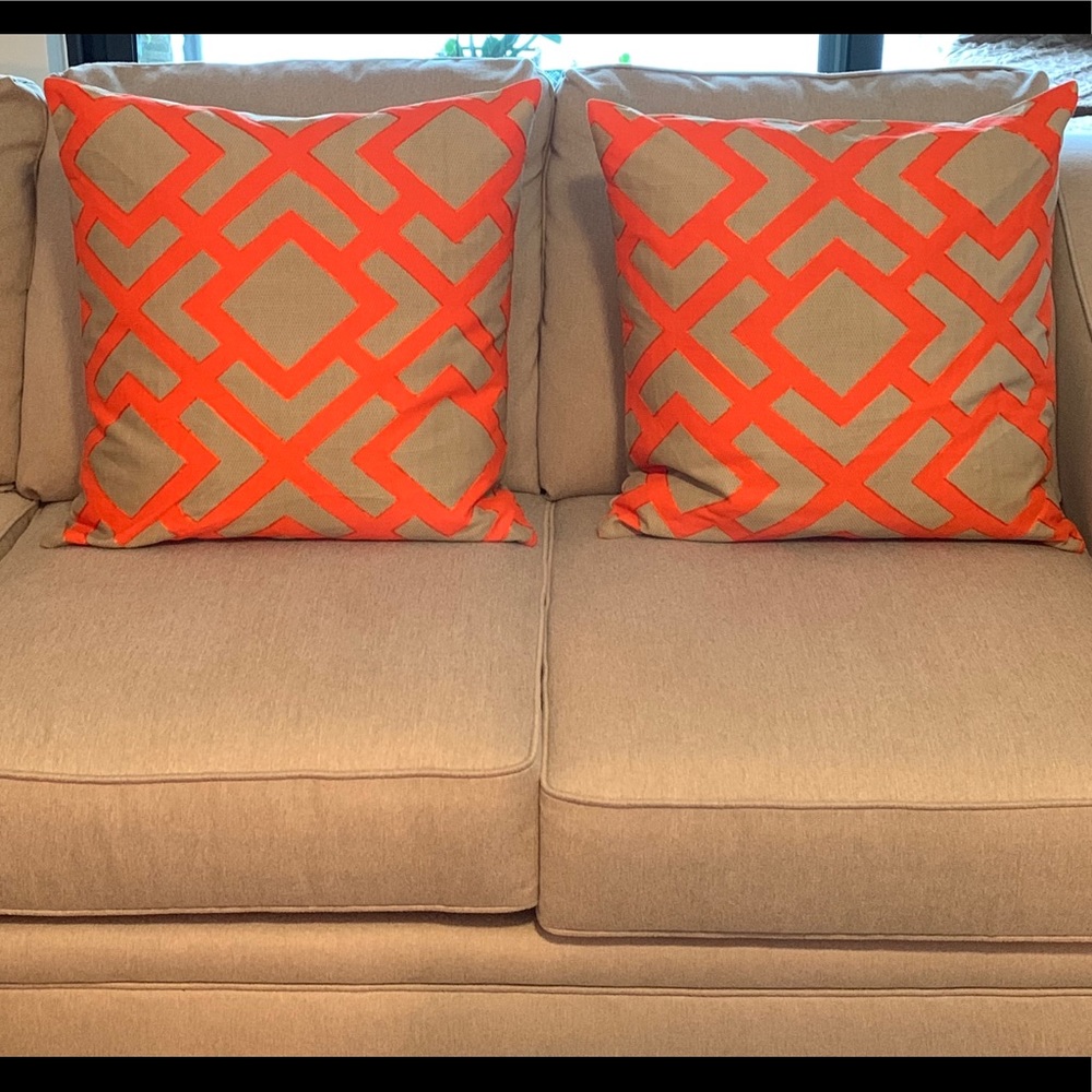 LOLOI Decorative Pillows 22”X 22”